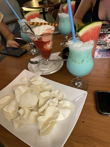 Ice Corner Cafe - Vendéglátás