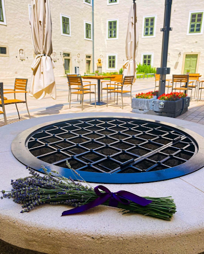 Comentarii opinii despre Strauss kávézó