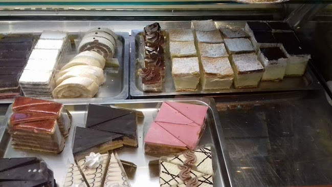 Opinii despre Kedvenc Presszó în Pacsa - Vendéglátás