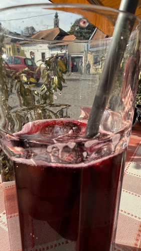 Szentendre, Duna korzó 6, 2000