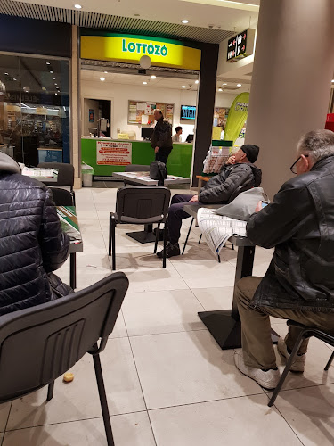 Kecskemét, Korona u. 2, 6000