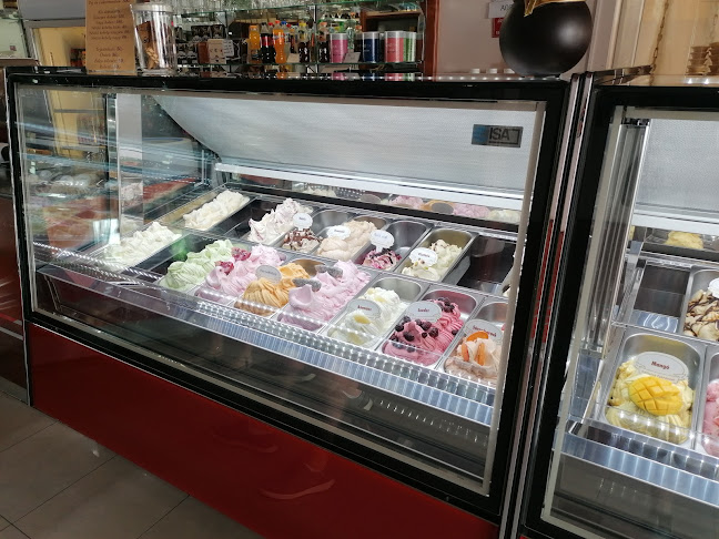 Comentarii opinii despre Czibolya Cukrászda