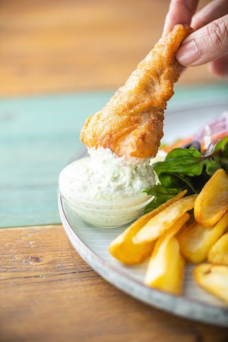 Halkakas Halbisztró - Vendéglátás