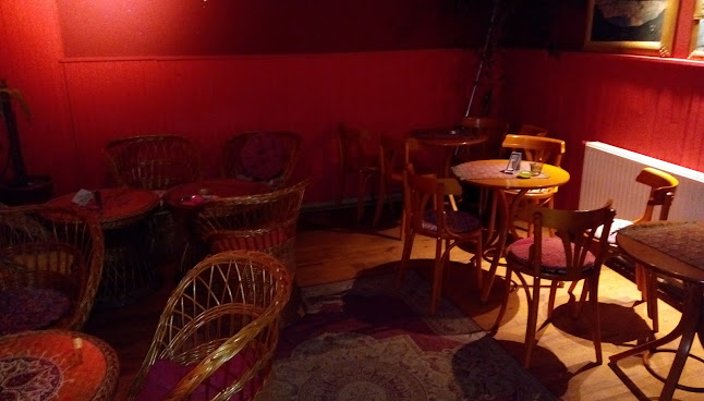 Comentarii opinii despre Mandala Teaház