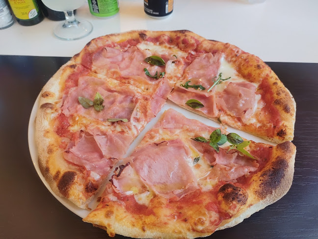 Opinii despre Maurizio Pékség, cukrászda în Lajosmizse - Vendéglátás