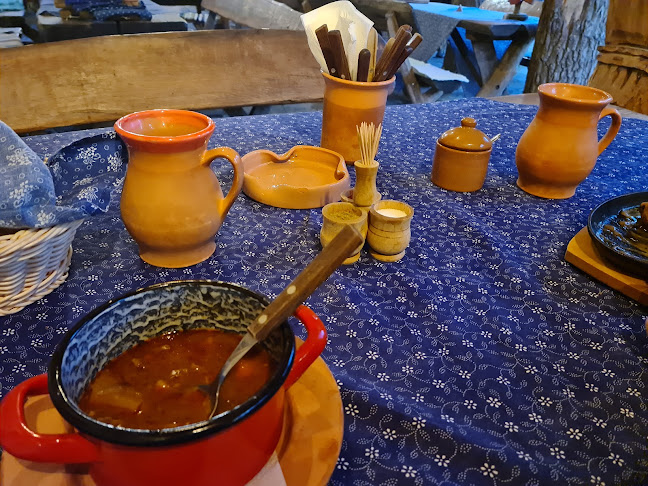 Régi Idők Udvara Skanzen és Étterem - Vendéglátás