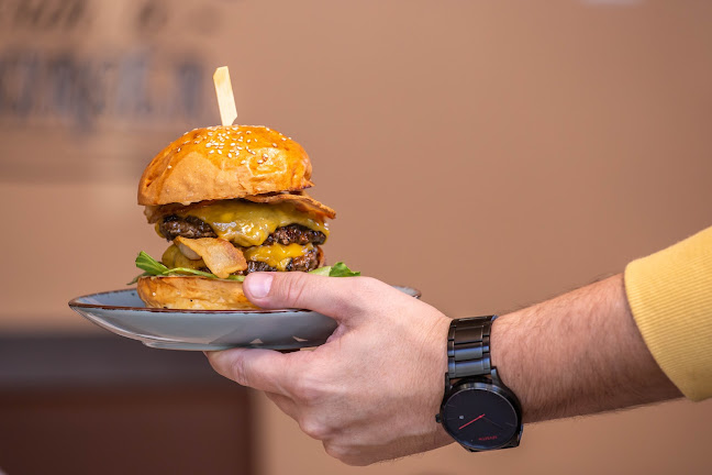 Opinii despre Grebb Burger în Békés - Vendéglátás