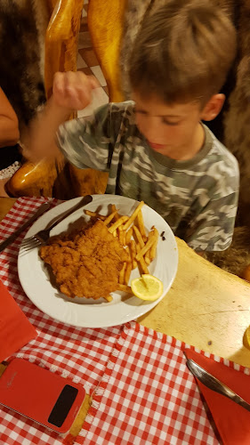 Vadvirág Csárda - Vendéglátás