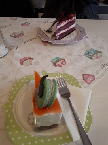 Comentarii opinii despre Sweets Látványcukrászda