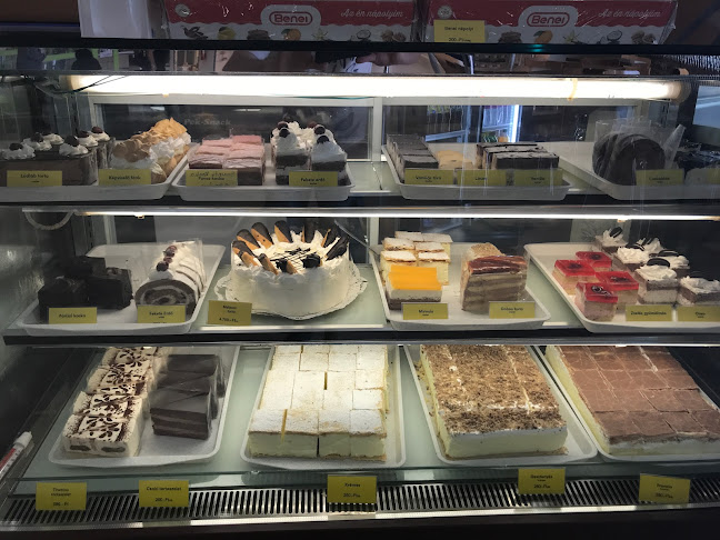 Comentarii opinii despre Amigo Kávézó