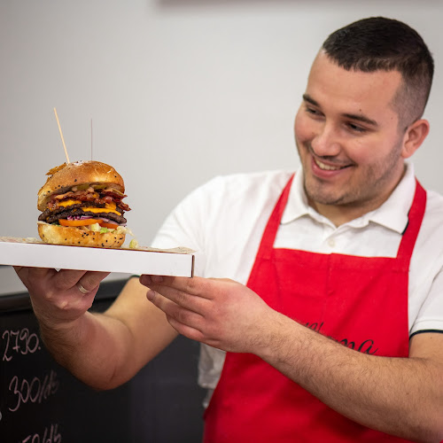 Opinii despre Lakoma Pizza & Street food în Nyíregyháza - Vendéglátás