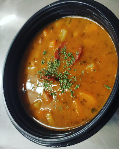 Penc, Erzsébet tér 1, 2614