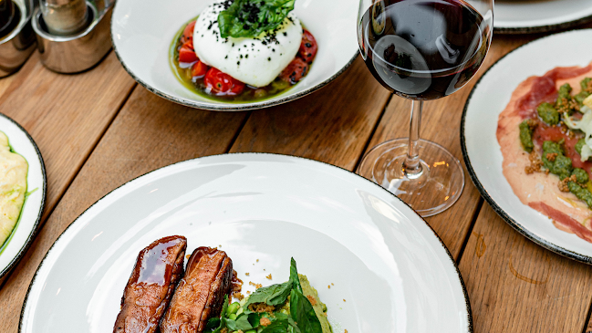 Opinii despre Tom George Osteria în Budapest - Vendéglátás