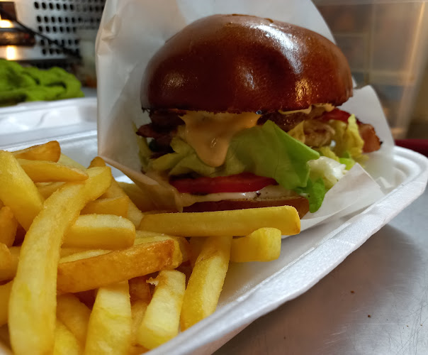 Opinii despre Pizza és Lángos Kuckó în Budapest - Vendéglátás