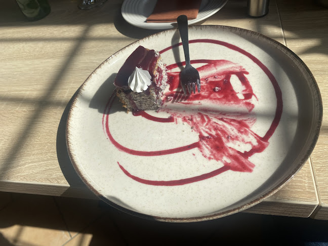 Comentarii opinii despre Vadregény Bisztro&Pizza