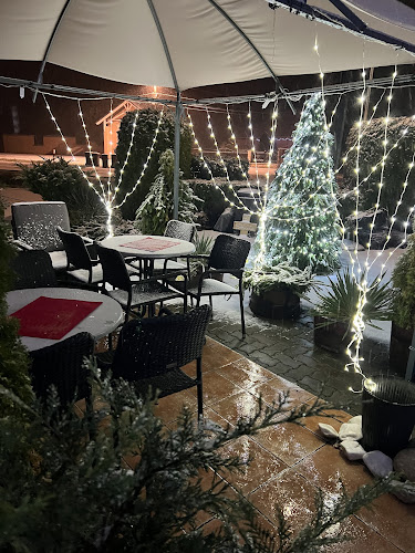 Opinii despre Varadi Café în Polgárdi - Vendéglátás