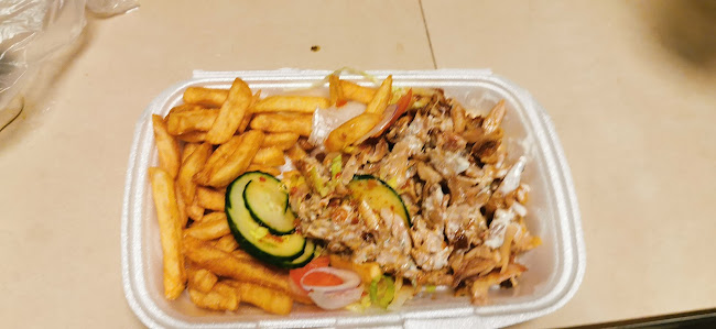 Opinii despre Csibe Box în Székesfehérvár - Vendéglátás