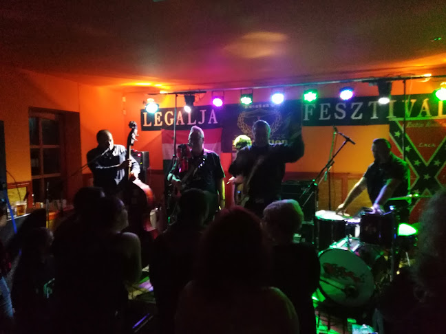 Comentarii opinii despre Gyöngyvirág Pizzéria-Cukrászda, Söröző-Étterem