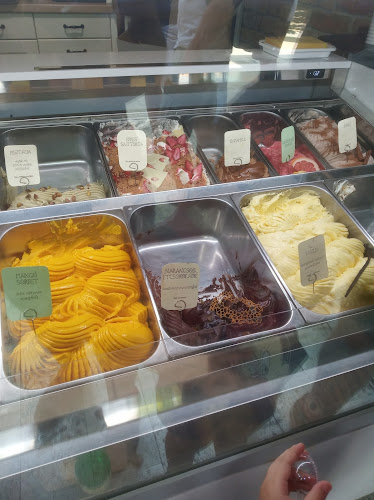 Comentarii opinii despre Füredi korzó fagyizó