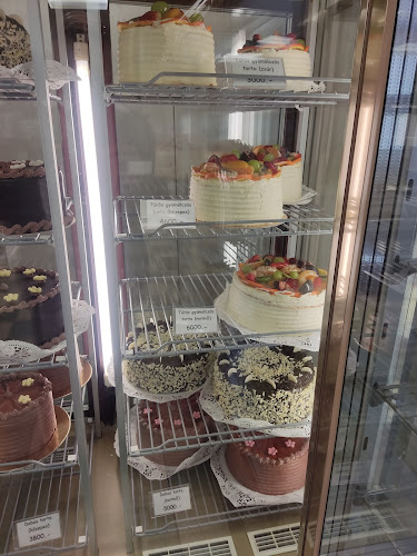 Opinii despre Zagyva Cukrászda în Szolnok - Vendéglátás