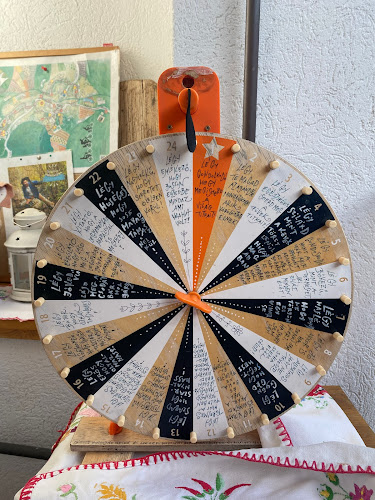 Rozika Kávézó, Sütiző - Vendéglátás