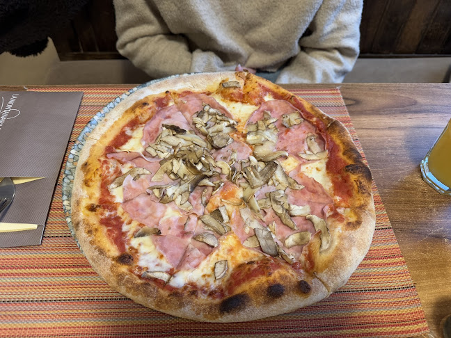 Opinii despre La Montanara Pizzéria - Étterem în Hévíz - Vendéglátás