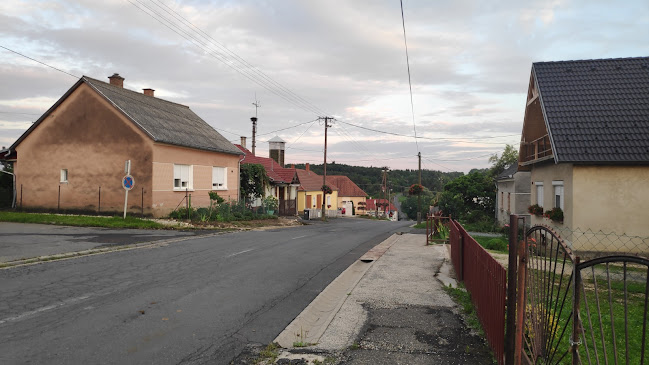 Comentarii opinii despre Kondorfa Italbolt