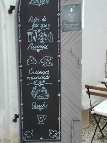 C'est La Vie Café - Vendéglátás