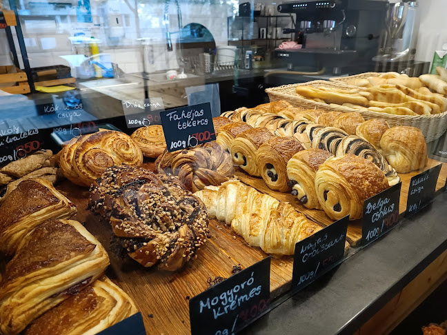 Opinii despre Bake My Day Pékség - Újbuda în Budapest - Vendéglátás