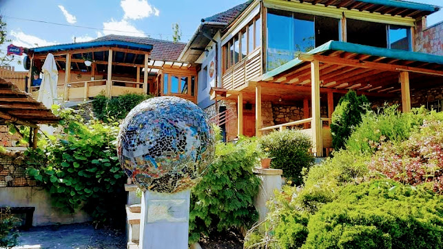 Opinii despre Grill Gödör în Sárospatak - Vendéglátás