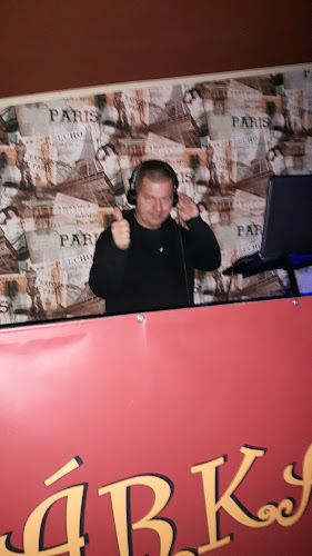 Comentarii opinii despre Márka Presszó