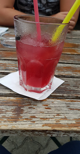 Opinii despre Bohem Cafe în Siófok - Vendéglátás