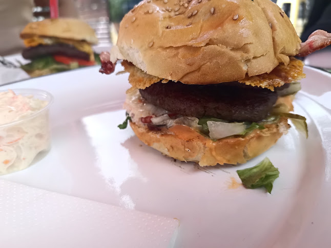 Larios Beach Bar by Deep Burger - Alsóörs