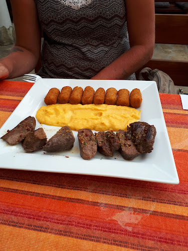 Mákvirág Borház-vendéglő - Vendéglátás