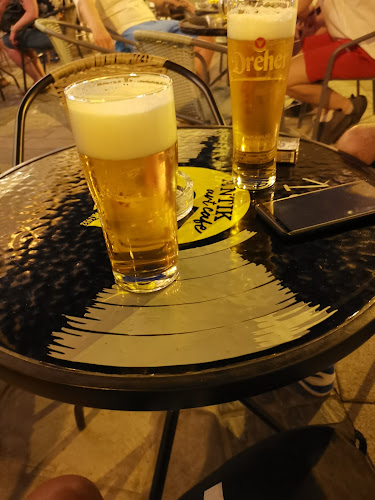 Opinii despre Déryné Presszó în Miskolc - Vendéglátás