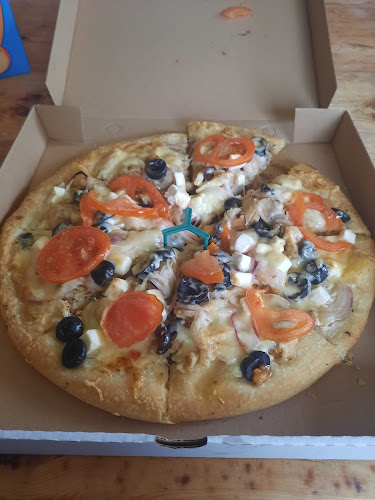 A La Mera Pizzéria - Karácsond