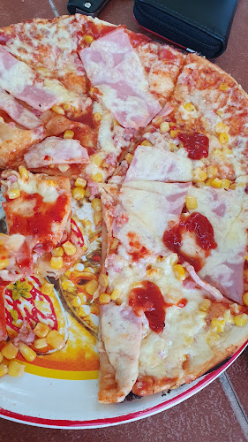 Opinii despre Pizzafaló Pizzéria în Seregélyes - Vendéglátás