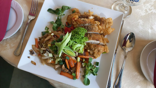 Comentarii opinii despre Hotel BorsodChem és IKON Bar & Restaurant