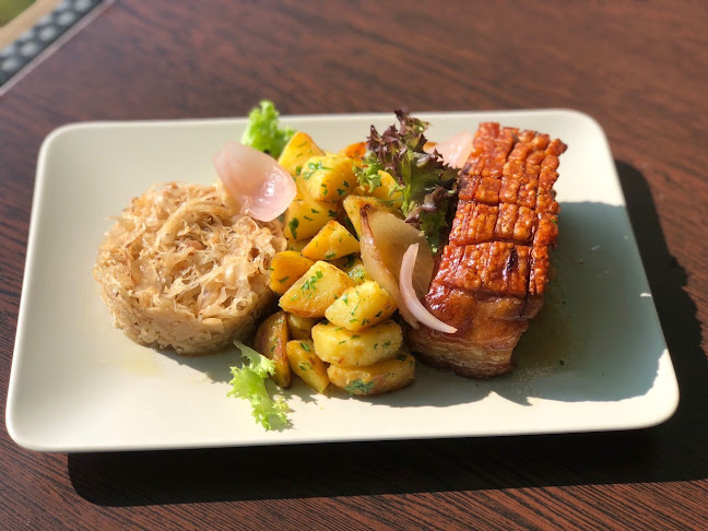 Comentarii opinii despre Zátony Büfé