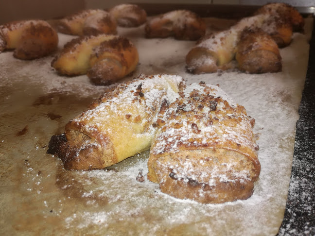 Opinii despre Kemence Sütőipari Kft. în Budapest - Vendéglátás