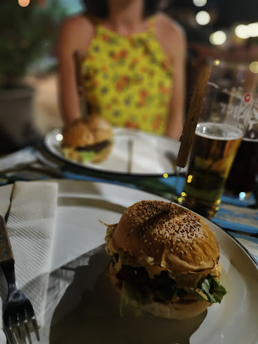 Larios Beach Bar by Deep Burger - Alsóörs