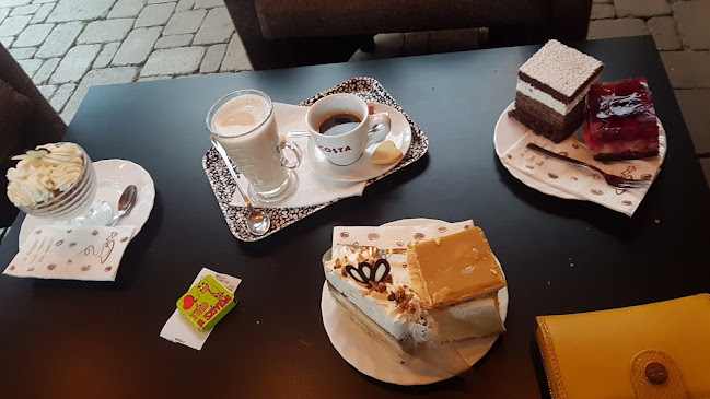 Mézesmadzag - Szekszárd