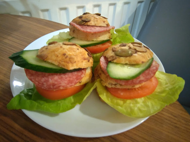 Comentarii opinii despre Pékség