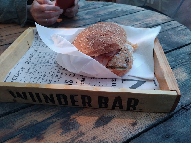 Wunder Bár - Vendéglátás