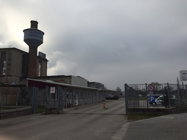 Comentarii opinii despre Sütőlapát Kft.