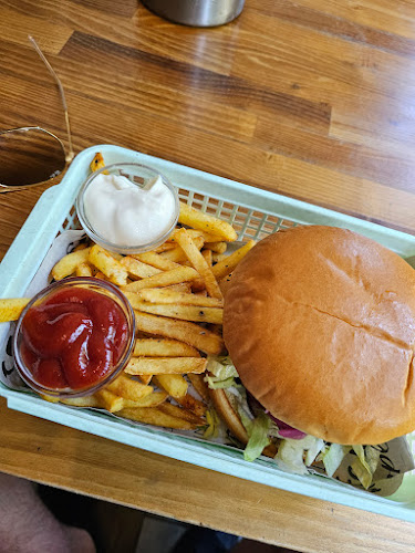 Comentarii opinii despre Bodega konyha