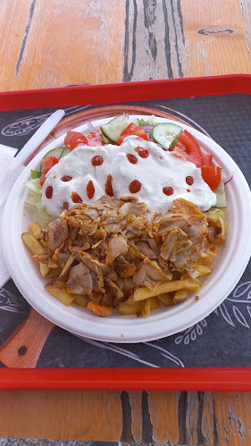 S2 Tó Büfé - Vendéglátás