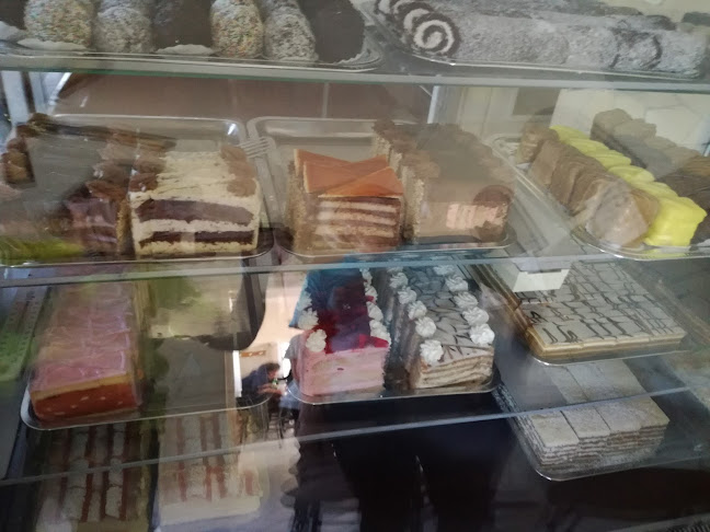 Bázel Kávéház Kft.