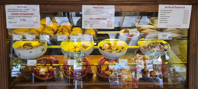 Pöttyös Kávézó - Eger