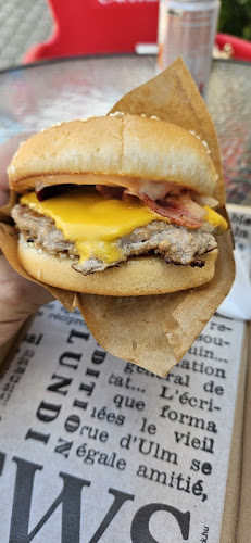 Comentarii opinii despre Best Hollywood Pizza&Burger